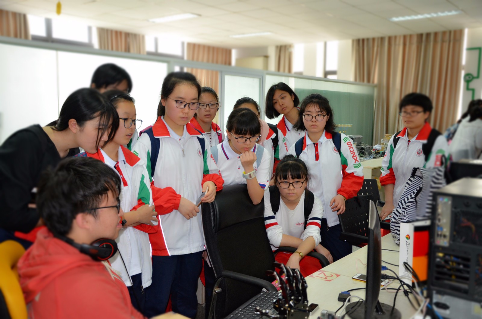 d6fa500d66de546ee3195b284a642323.jpg