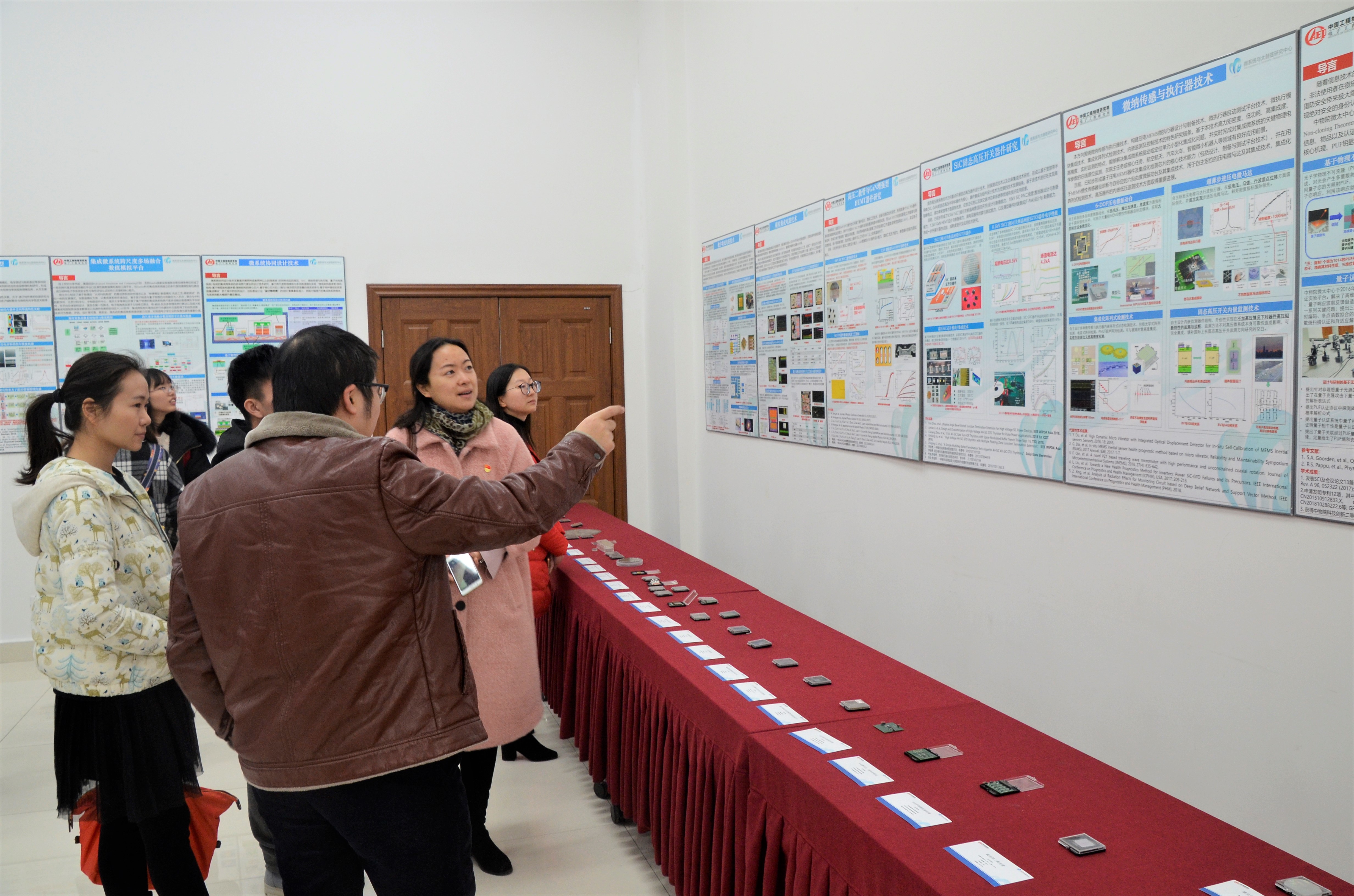 e25edec910ba3e30d25ef45cb8f8ab63.JPG e25edec910ba3e30d25ef45cb8f8ab63.JPG